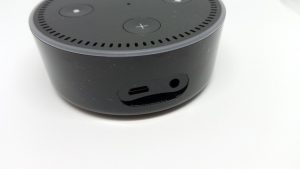 Amazon Echo Dot 背面端子